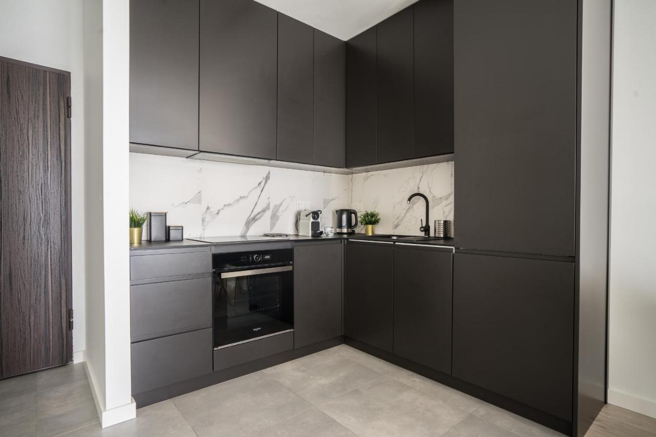 Old Town Heart IX Luxury - Przyokopowa Apartman Varsó Kültér fotó